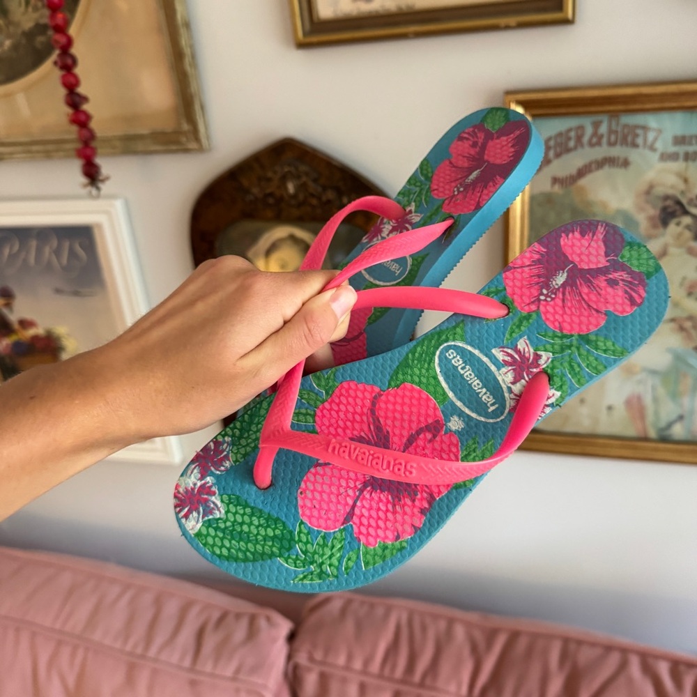 Havaianas Women's Floral Sandals - Blue and Pink